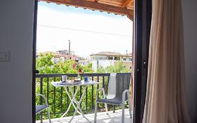Lemon Studios In Foinikounta, 150M To The Beach